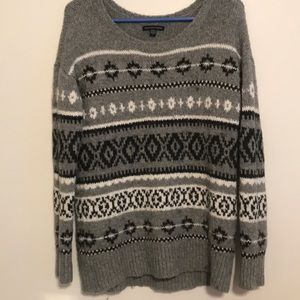 American Eagle Sweater